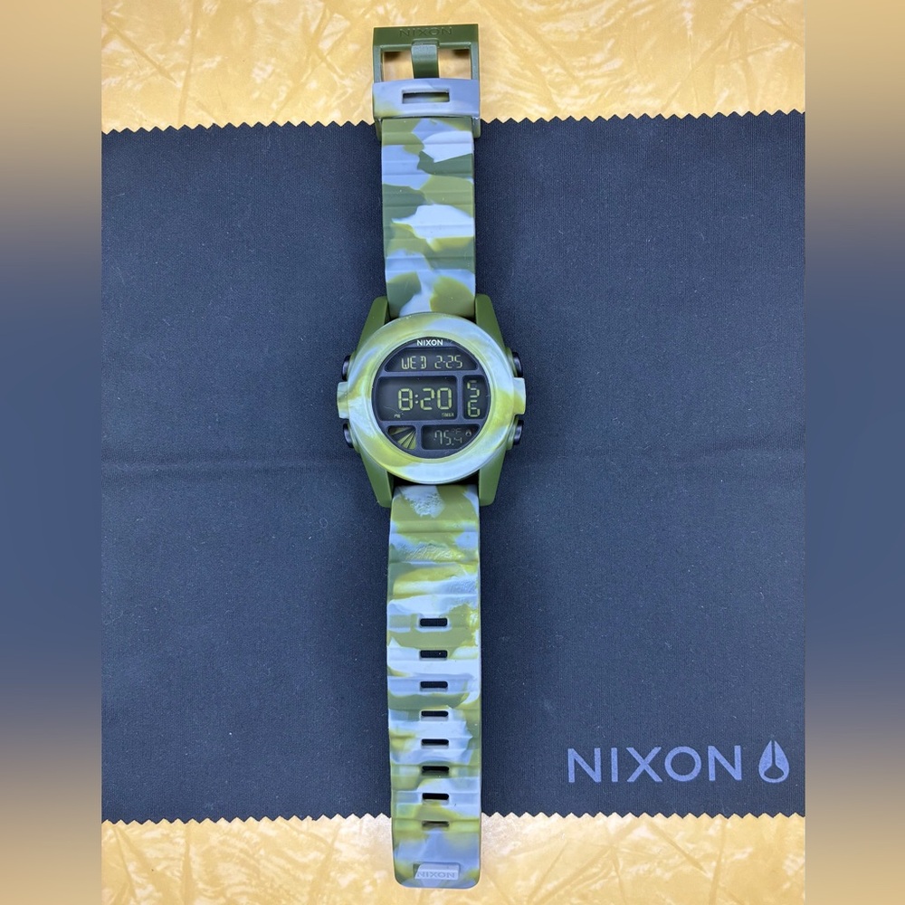 Nixon The Unit Camo Polycarbonate Watch